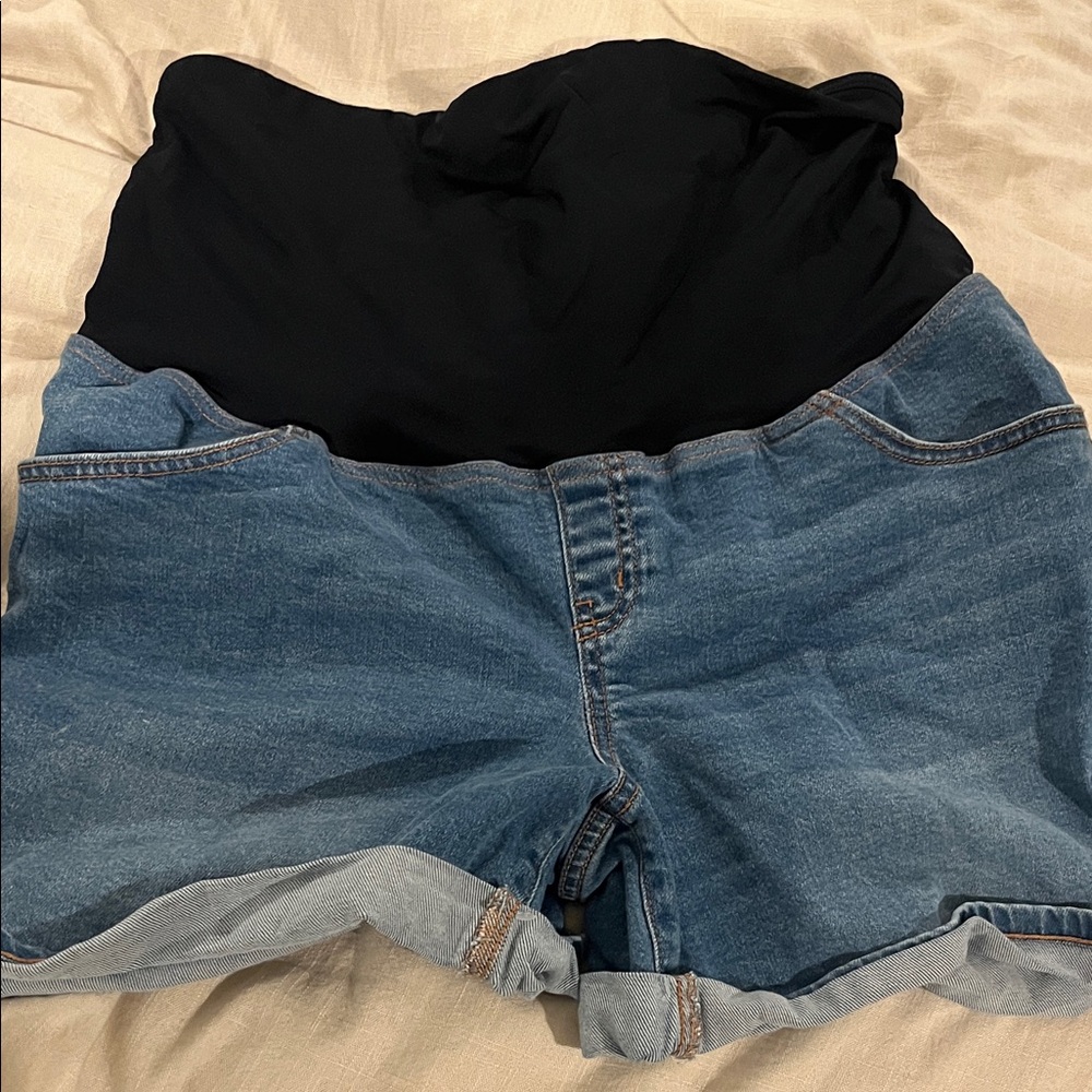 Isabel Maternity Denim Shorts 14